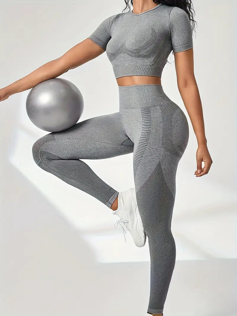 EmpowerFit Ensemble 2-Piece Light Gray