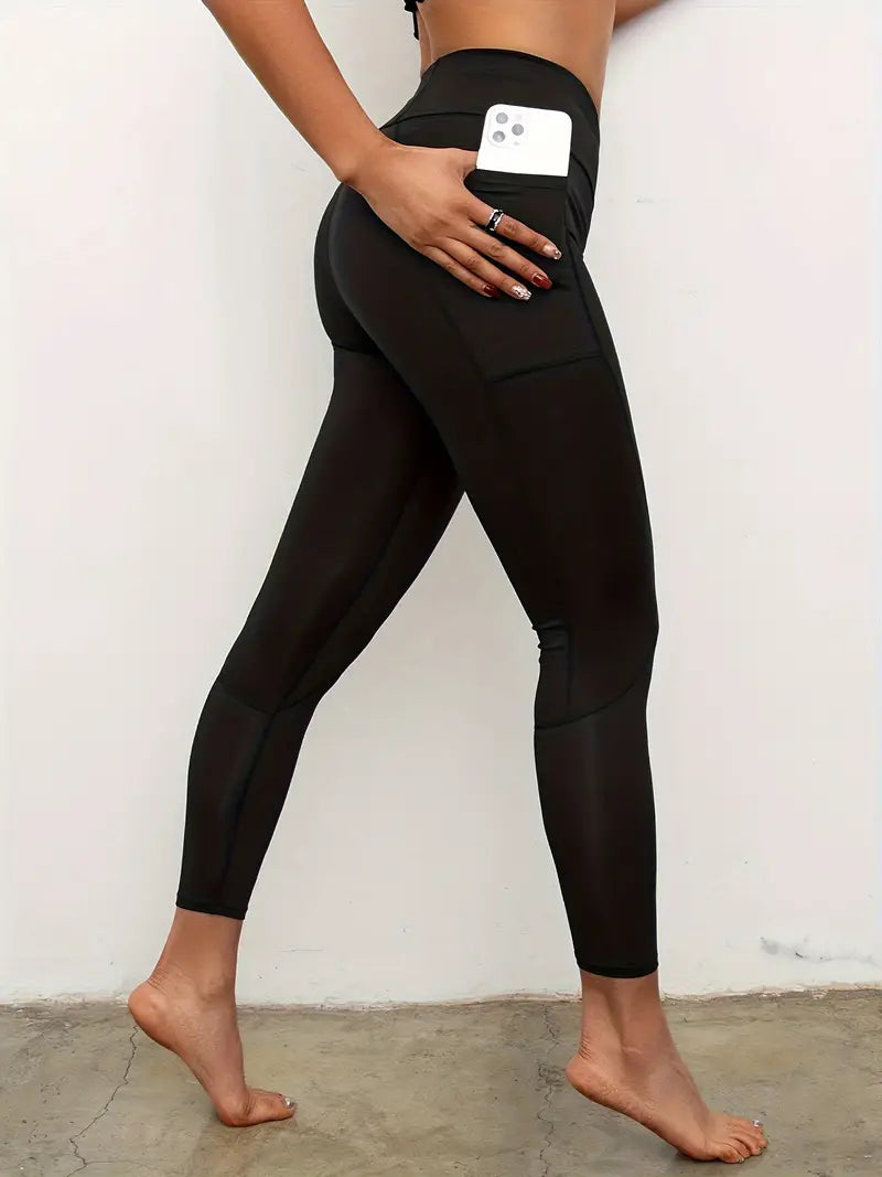 Essential Leggings with Pockets Black